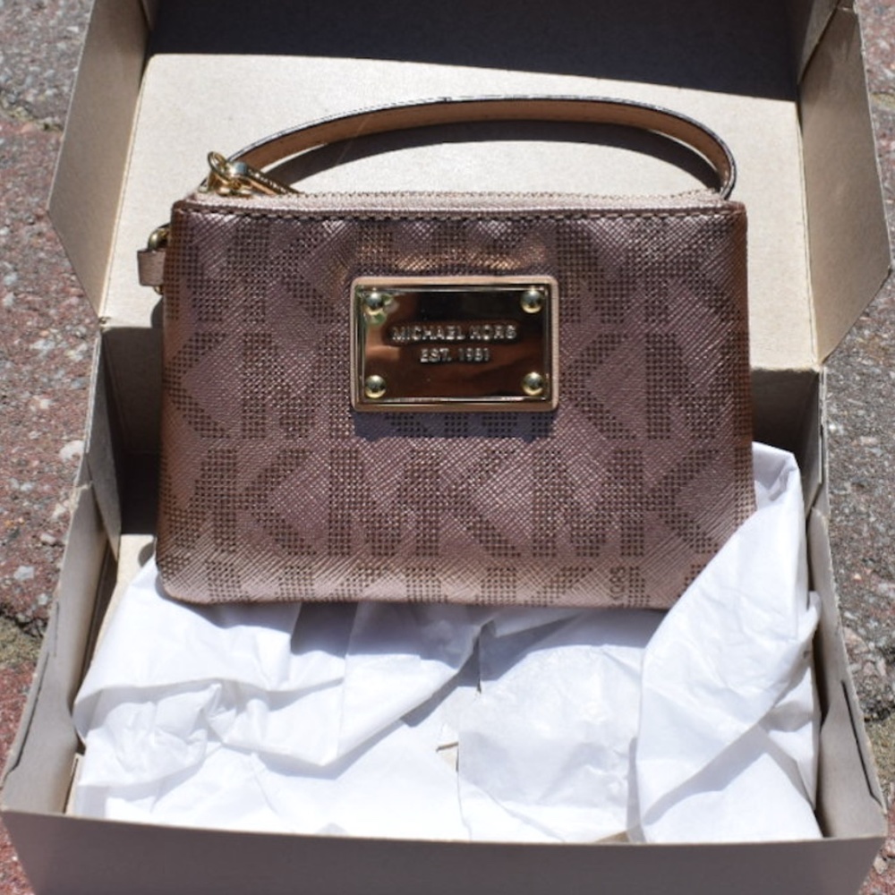 Michael Kors Rose Gold Wristlet